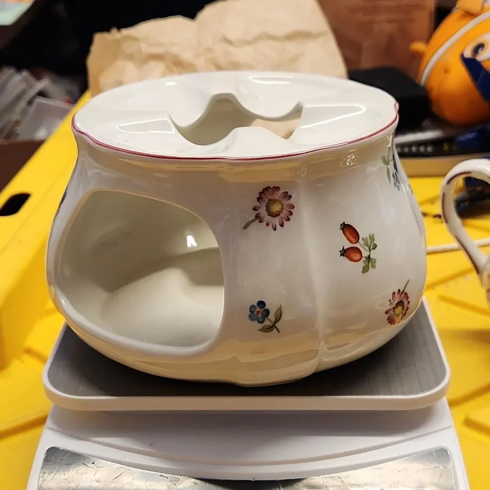 VILLEROY & BOCH Petite Fleur Tea Pot / Coffee Pot Warmer